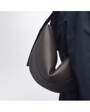 【THE ROW】Jouve ブラウン ジューヴ レザーバッグ Jouve Bag Brown in Leather – The Row