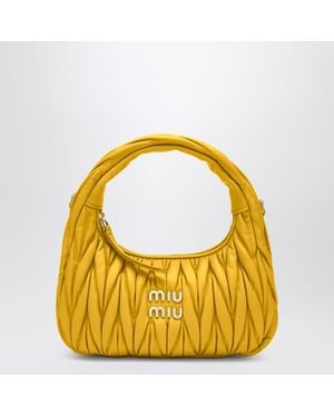 Miu Miu Kleine Gelbe Miu Wander Tasche Aus Matelassé-Leder