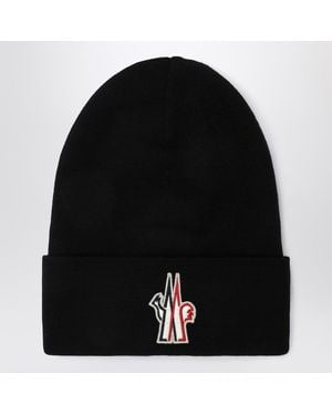 Moncler Wool Hat With Logo Embroidery - Black
