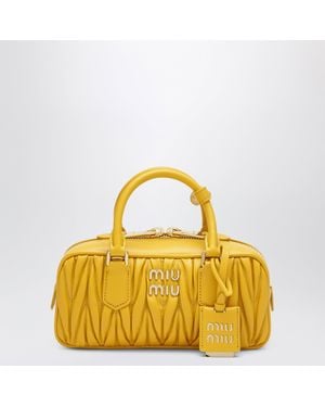 Miu Miu Gelbe Arcadie Tasche Aus Matelassé-Nappaleder