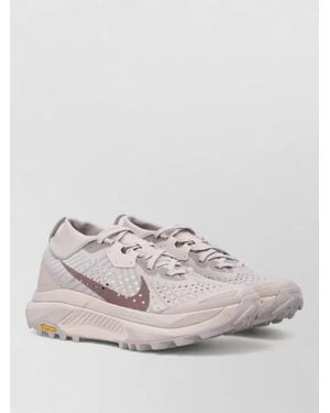 Nike Zegama Trail Low-Top Trainers - Natural