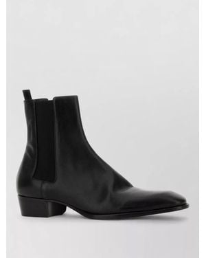 Saint Laurent Leather Chelsea Stanton Ankle Boots Low Heel - Black