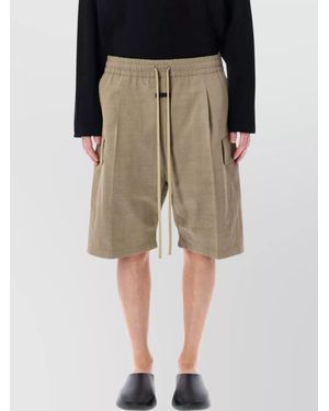 Fear Of God Utility Cargo Pocket Elastic Waist Shorts - Natural