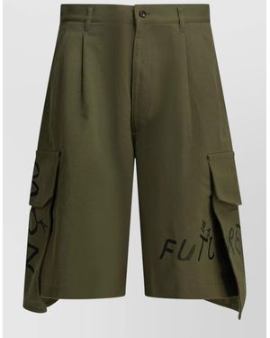 Comme des Garçons Pleated Front Cargo Shorts Graphic Print - Green
