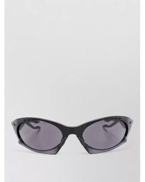 Oakley Biker Style Sunglasses O Matter Frame - Gray