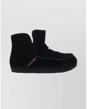 DIESEL Ankle Boots With Textured Sole And Stitching - Black