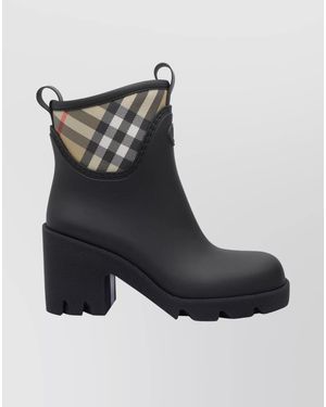 Burberry Rubber Chelsea Ankle Boots - Blue