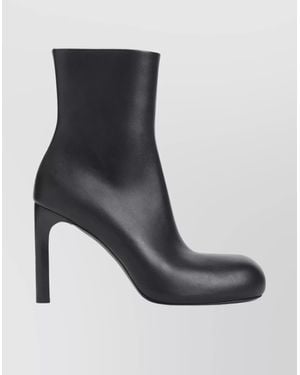 Balenciaga Ankle Bootie With Round Toe Design - Black