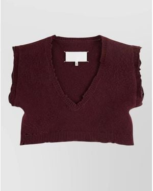 Maison Margiela Ribbed Cropped V-Neck Wool Sleeveless Knitted Top - Red