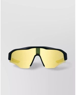 Gucci Sunnies With Curved Temples And Lenses - Metallic