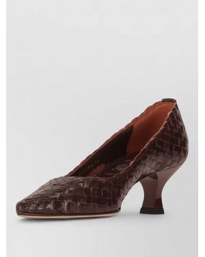LA ROSE Wooden Court Shoes - Brown