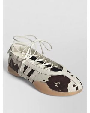 adidas Taekwondo Mei Ballet W Animal Motif Trainer - Metallic