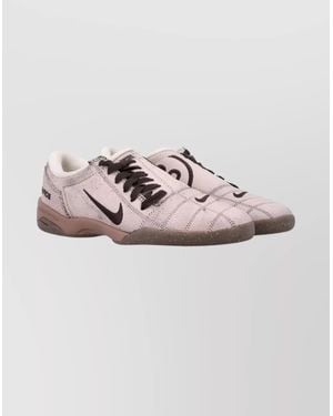 Nike Premium Sneakers Featuring Contrast Stitching - Pink