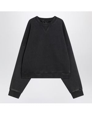 box crew washed black – entire studios