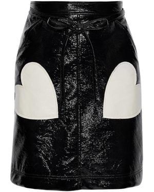 ALEXACHUNG Appliquéd Crinkled Faux Patent Leather Mini Skirt - Black