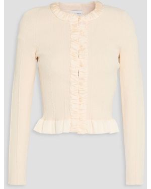 Claudie Pierlot Cardigan aus ripp- und zopfstrick mit satinbesatz und rüschen - Weiß