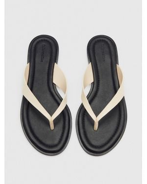 Reformation Jessie Thong Sandal 5 - Black