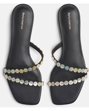 Reformation Shoshana Flat Sandal Leather Shell Buttons 5 - Black