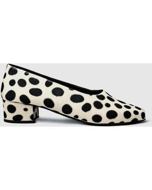 Reformation Inez Pump 5 - White