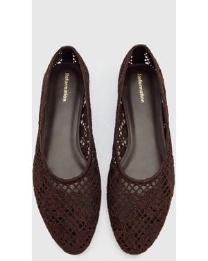 Reformation Pillar Flat 5 - Brown