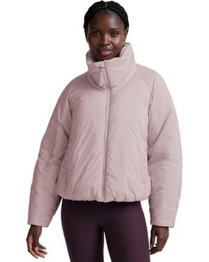 Beyond Yoga Women's Warm Up Puffer Jacket - Purple