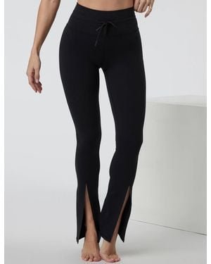 Vuori Women's Daily Split Flare - Black