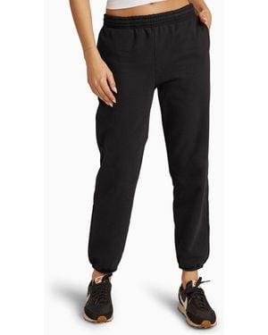 Beyond Yoga Women's On The Go Sweatpant - Black