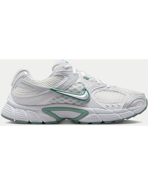 Nike Women's V5 Rnr Shoes - Grey
