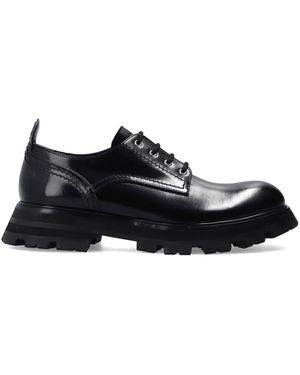 McQueen Scarpe in pelle con lacci per donne - Nero