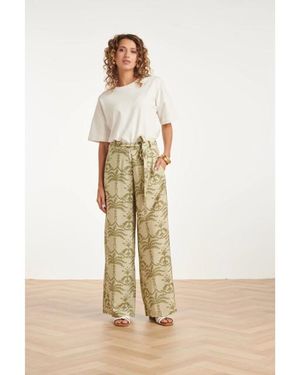 Smashed Lemon Wijde Broek Met Groene Palmprint En Strikceintuur - Naturel