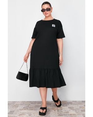 Trendyol Slogan Midi Kort Casual Recht Grote Maten Jurk - Zwart