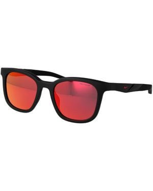 Nike Sunglasses Fv2398 010 52 Radeon 2 P N - Rood
