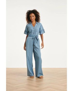 Smashed Lemon Lichtblauwe Jumpsuit Met Ceintuur En Korte Mouwen