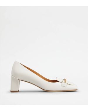 Tod's Court Shoes - Natural