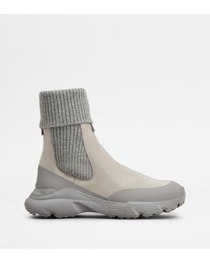 Tod's Chelsea Boots - Grey