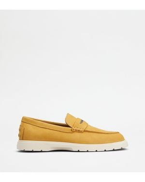 Tod's Loafers Aus Nubukleder - Gelb