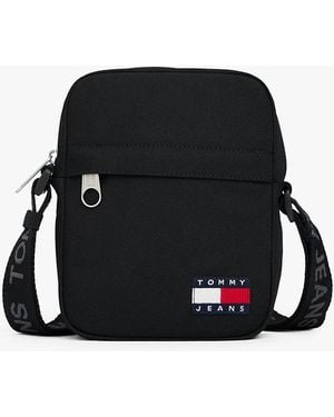 Tommy Hilfiger Essential Daily Crossbody Bag With Zipper And Internal Pocket - Black