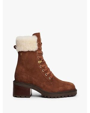 Tommy Hilfiger Suède Veterlaars Met Profielzool - Bruin