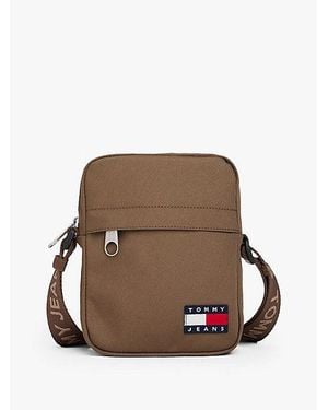 Tommy Hilfiger Essential Crossbody-Reportertasche - Braun