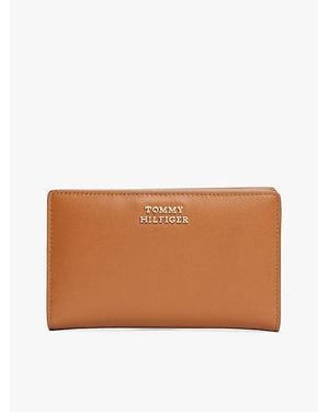 Tommy Hilfiger Cartera De Piel Con Logo Metálico - Marrón