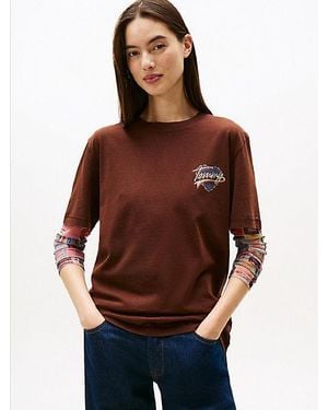 Tommy Hilfiger Relaxed Fit T-Shirt Met Hart Op De Rug - Bruin