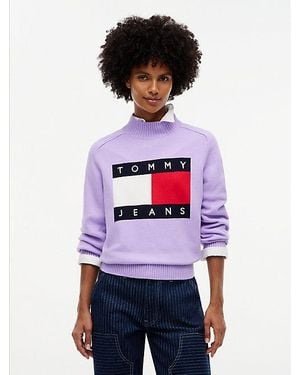 Tommy Hilfiger Tommy Jeans Tommy Flag Mock Neck Relaxed Jumper - White