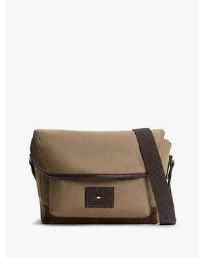 Tommy Hilfiger Heritage Crossbodytas Met Logopatch - Bruin