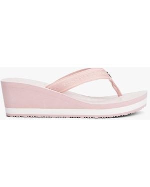 Tommy Hilfiger Sandali Infradito Con Plateau E Righe - Rosa