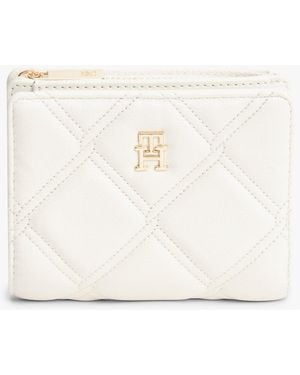 Tommy Hilfiger Quilted Th Monogram Bifold Wallet - Natural