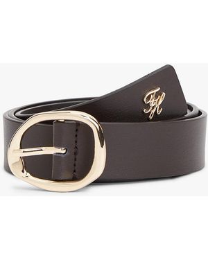 Tommy Hilfiger Sculpted Buckle Leather Belt - Brown