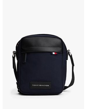 Tommy Hilfiger Crossbody Reportertas Met Logopatch - Blauw