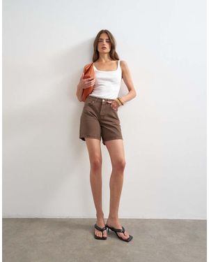 TOPSHOP Editor Denim Shorts - White