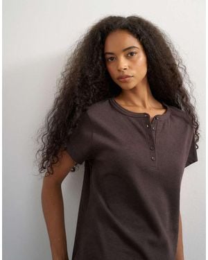 TOPSHOP Linen Blend Fitted Short Sleeve Henley - Brown