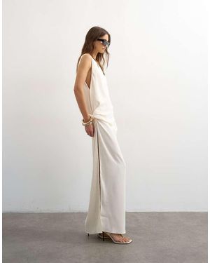 TOPSHOP Crepe Sleeveless Twist Side Maxi Dress - White